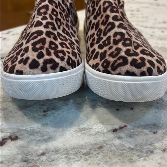 Soda-Leopard Print Slip-On Sneakers - Picture 3 of 6